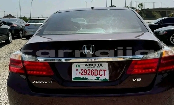 Acheter Occasion Voiture Honda Accord Rouge à Abuja, État de Lagos Acheter Occasion Voiture Honda Accord Rouge à Abuja, État de Lagos