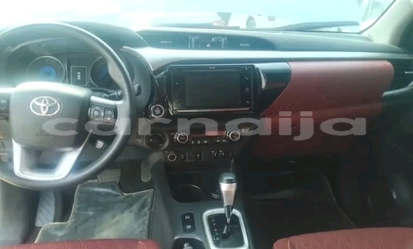 Acheter Occasion Voiture Toyota Hilux Blanc à Abuja, État de Lagos Acheter Occasion Voiture Toyota Hilux Blanc à Abuja, État de Lagos