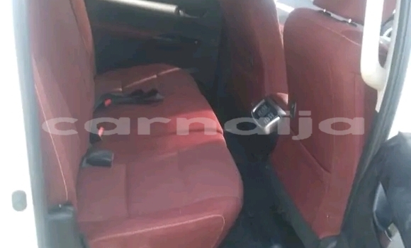 Acheter Occasion Voiture Toyota Hilux Blanc à Abuja, État de Lagos Acheter Occasion Voiture Toyota Hilux Blanc à Abuja, État de Lagos