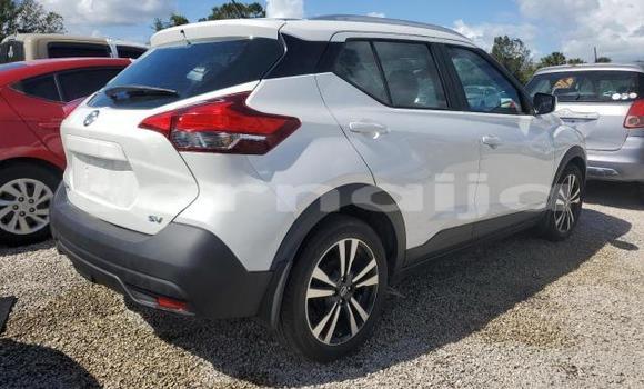 Acheter Neuf Voiture Nissan Kix Blanc à Lagos, État de Lagos Acheter Neuf Voiture Nissan Kix Blanc à Lagos, État de Lagos