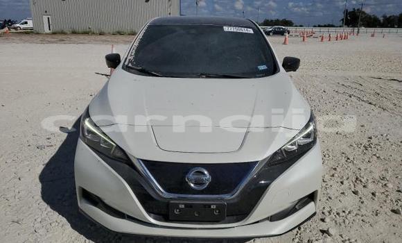 Buy New Nissan Leaf White Car in Badagry in Lagos State Buy New Nissan Leaf White Car in Badagry in Lagos State