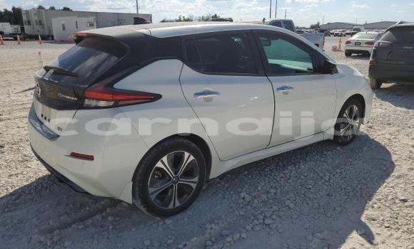 Buy New Nissan Leaf White Car in Badagry in Lagos State Buy New Nissan Leaf White Car in Badagry in Lagos State