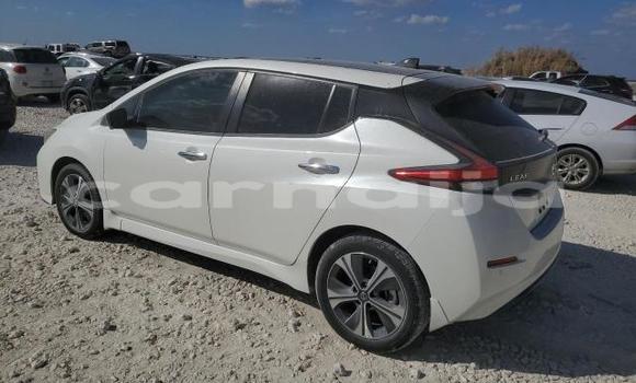Buy New Nissan Leaf White Car in Badagry in Lagos State Buy New Nissan Leaf White Car in Badagry in Lagos State