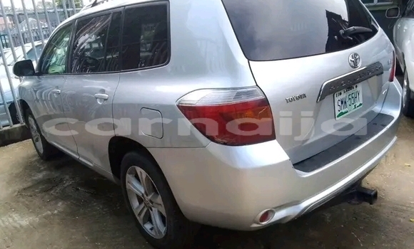 Buy Used Toyota Highlander Other Car in Abak in Akwa Ibom State Buy Used Toyota Highlander Other Car in Abak in Akwa Ibom State