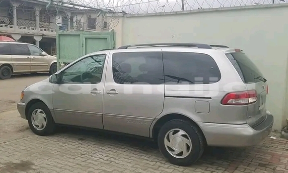 Buy Used Toyota Sienna Other Car in Abuja in Lagos State