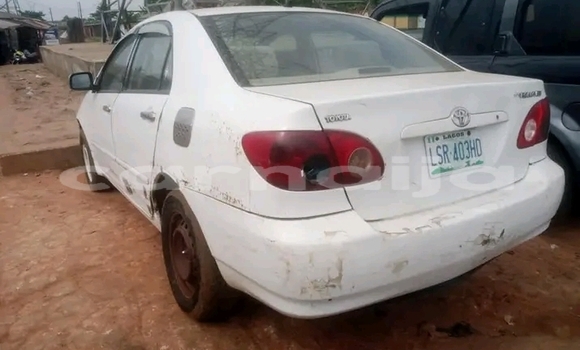 Acheter Occasion Voiture Toyota Corolla Blanc à Abuja, État de Lagos Acheter Occasion Voiture Toyota Corolla Blanc à Abuja, État de Lagos