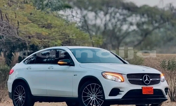 Buy Used Mercedes-Benz GLC White Car in Abuja in Lagos State Buy Used Mercedes-Benz GLC White Car in Abuja in Lagos State