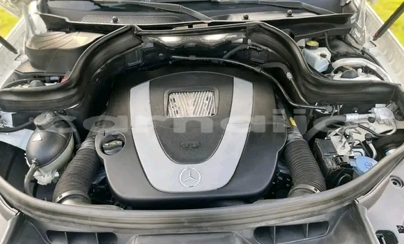 Buy Used Mercedes-Benz GLK–Class White Car in Abuja in Lagos State Buy Used Mercedes-Benz GLK–Class White Car in Abuja in Lagos State