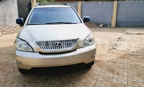 Buy Used Lexus RX 330 White Car in Ado in Ekiti Buy Used Lexus RX 330 White Car in Ado in Ekiti