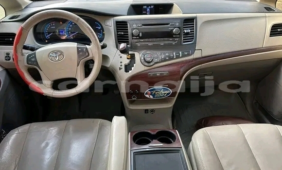 Buy Used Toyota Sienna Other Car in Abuja in Lagos State Buy Used Toyota Sienna Other Car in Abuja in Lagos State