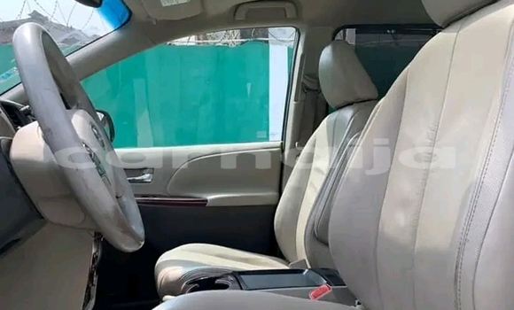 Buy Used Toyota Sienna Red Car in Abuja in Lagos State