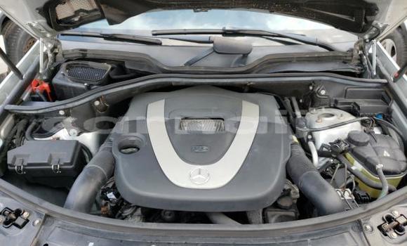 Acheter Neuf Voiture Mercedes-Benz ML–Class Gris à Lagos, État de Lagos Acheter Neuf Voiture Mercedes-Benz ML–Class Gris à Lagos, État de Lagos