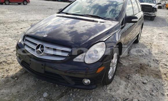 Buy New Mercedes-Benz R–Class Black Car in Lagos in Lagos State Buy New Mercedes-Benz R–Class Black Car in Lagos in Lagos State