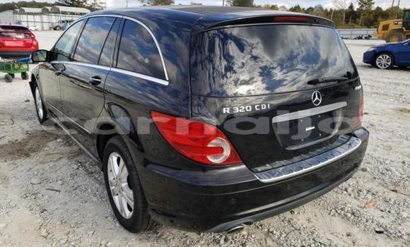 Buy New Mercedes-Benz R–Class Black Car in Lagos in Lagos State Buy New Mercedes-Benz R–Class Black Car in Lagos in Lagos State