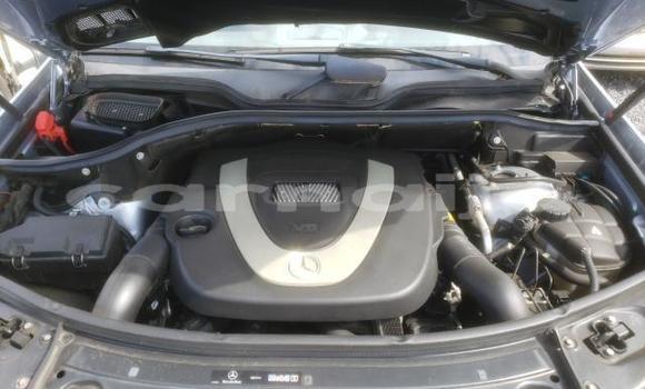 Acheter Neuf Voiture Mercedes-Benz ML–Class Bleu à Lagos, État de Lagos Acheter Neuf Voiture Mercedes-Benz ML–Class Bleu à Lagos, État de Lagos