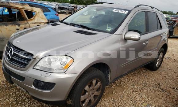 Acheter Neuf Voiture Mercedes-Benz ML–Class Marron à Lagos, État de Lagos