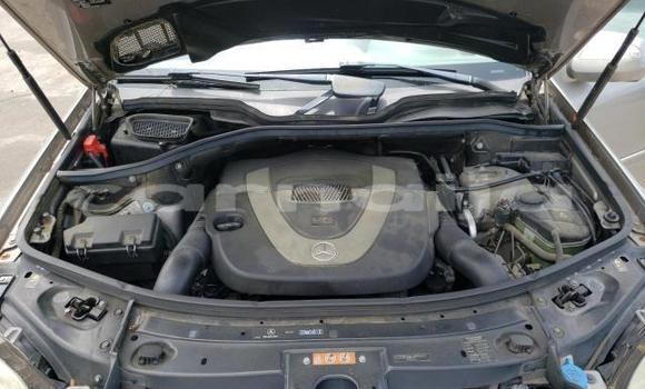 Acheter Neuf Voiture Mercedes-Benz ML–Class Marron à Lagos, État de Lagos Acheter Neuf Voiture Mercedes-Benz ML–Class Marron à Lagos, État de Lagos