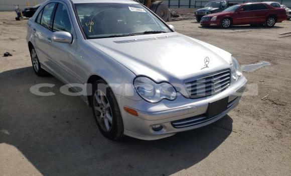 Acheter Neuf Voiture Mercedes-Benz C–Class Gris à Lagos, État de Lagos Acheter Neuf Voiture Mercedes-Benz C–Class Gris à Lagos, État de Lagos