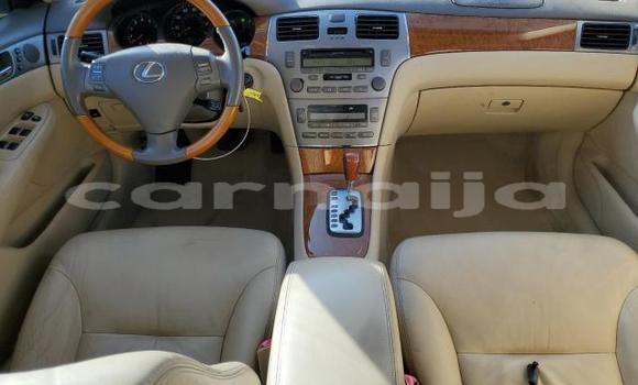Acheter Neuf Voiture Lexus ES Vert à Lagos, État de Lagos Acheter Neuf Voiture Lexus ES Vert à Lagos, État de Lagos