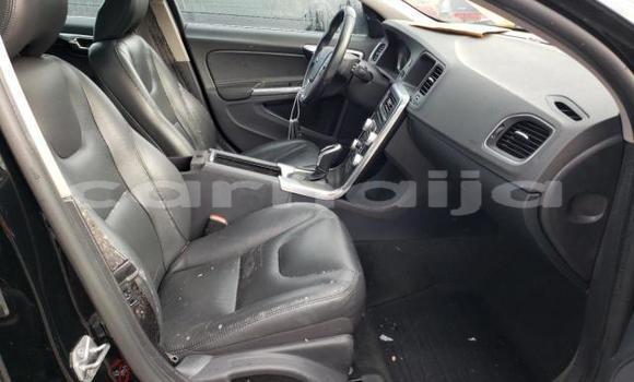 Acheter Neuf Voiture Volvo V60 Noir à Lagos, État de Lagos Acheter Neuf Voiture Volvo V60 Noir à Lagos, État de Lagos