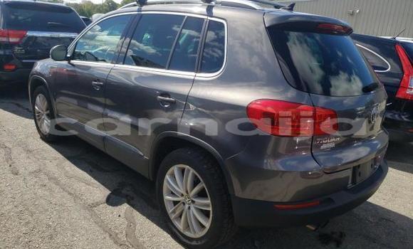 Acheter Neuf Voiture Volkswagen Tiguan Noir à Lagos, État de Lagos Acheter Neuf Voiture Volkswagen Tiguan Noir à Lagos, État de Lagos
