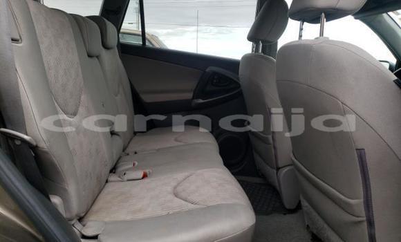 Acheter Neuf Voiture Toyota RAV4 Marron à Lagos, État de Lagos Acheter Neuf Voiture Toyota RAV4 Marron à Lagos, État de Lagos