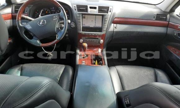 Acheter Neuf Voiture Lexus LS Noir à Lagos, État de Lagos Acheter Neuf Voiture Lexus LS Noir à Lagos, État de Lagos