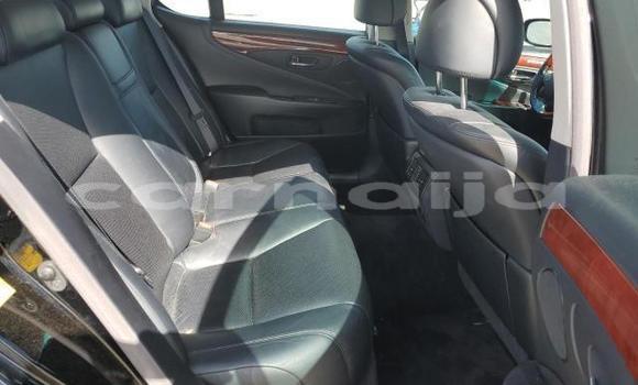 Acheter Neuf Voiture Lexus LS Noir à Lagos, État de Lagos Acheter Neuf Voiture Lexus LS Noir à Lagos, État de Lagos
