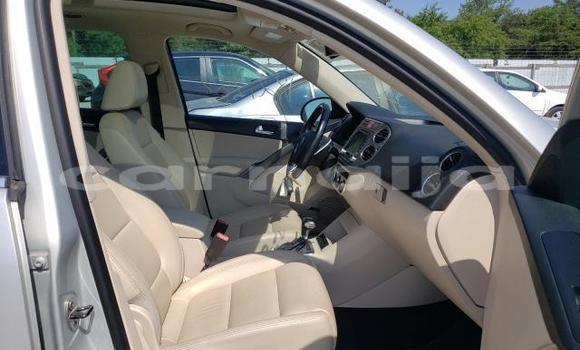 Acheter Neuf Voiture Volkswagen Tiguan Gris à Lagos, État de Lagos Acheter Neuf Voiture Volkswagen Tiguan Gris à Lagos, État de Lagos