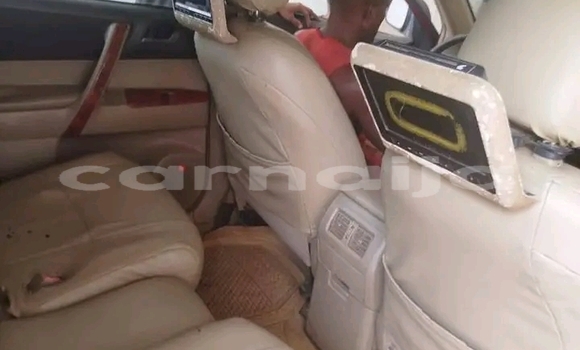 Acheter Occasion Voiture Toyota Highlander Rouge à Abuja, État de Lagos Acheter Occasion Voiture Toyota Highlander Rouge à Abuja, État de Lagos