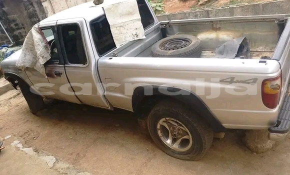 Acheter Occasion Voiture Nissan Tino Autre à Abuja, État de Lagos Acheter Occasion Voiture Nissan Tino Autre à Abuja, État de Lagos