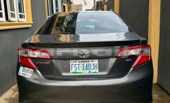 Acheter Occasion Voiture Toyota Camry Noir à Abuja, État de Lagos Acheter Occasion Voiture Toyota Camry Noir à Abuja, État de Lagos