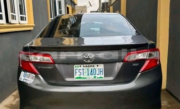 Acheter Occasion Voiture Toyota Camry Noir à Abuja, État de Lagos Acheter Occasion Voiture Toyota Camry Noir à Abuja, État de Lagos