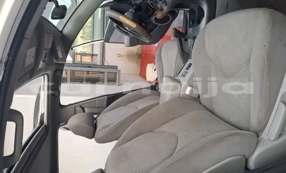 Acheter Occasion Voiture Toyota RAV4 Blanc à Abuja, État de Lagos Acheter Occasion Voiture Toyota RAV4 Blanc à Abuja, État de Lagos