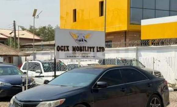 Acheter Occasion Voiture Toyota Camry Noir à Lagos, État de Lagos Acheter Occasion Voiture Toyota Camry Noir à Lagos, État de Lagos