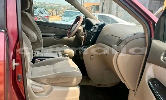 Acheter Occasion Voiture Toyota Sienna Rouge à Abuja, État de Lagos