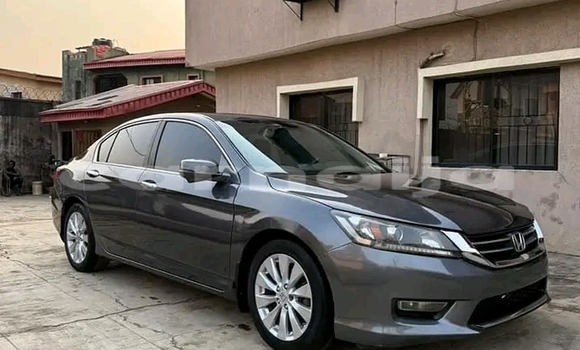 Acheter Occasion Voiture Honda Accord Noir à Abudu, Edo
