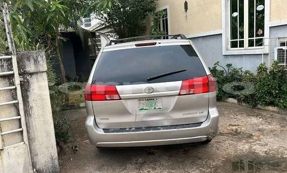 Acheter Occasion Voiture Toyota Sienna Blanc à Lagos, État de Lagos Acheter Occasion Voiture Toyota Sienna Blanc à Lagos, État de Lagos