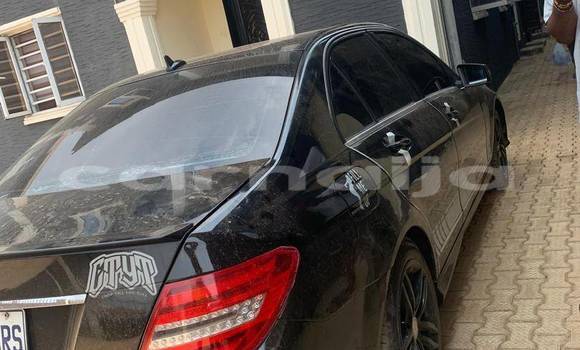 Acheter Occasion Voiture Mercedes-Benz C-Classe Noir à Lagos, État de Lagos Acheter Occasion Voiture Mercedes-Benz C-Classe Noir à Lagos, État de Lagos