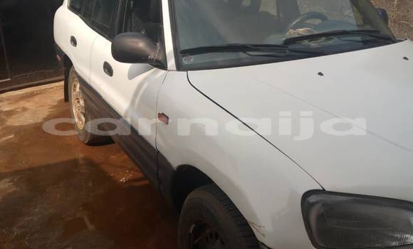 Acheter Occasion Voiture Toyota RAV4 Blanc à Lagos, État de Lagos Acheter Occasion Voiture Toyota RAV4 Blanc à Lagos, État de Lagos