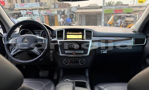 Acheter Occasion Voiture Mercedes-Benz ML–Class Noir à Lagos, État de Lagos Acheter Occasion Voiture Mercedes-Benz ML–Class Noir à Lagos, État de Lagos