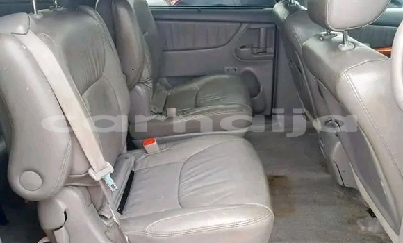 Acheter Occasion Voiture Toyota Sienna Beige à Lagos, État de Lagos Acheter Occasion Voiture Toyota Sienna Beige à Lagos, État de Lagos