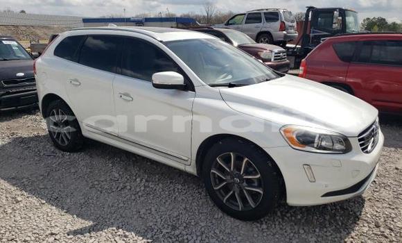 Acheter Neuf Voiture Volvo XC60 Blanc à Lagos, État de Lagos Acheter Neuf Voiture Volvo XC60 Blanc à Lagos, État de Lagos