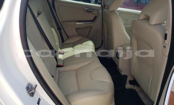 Acheter Neuf Voiture Volvo XC60 Blanc à Lagos, État de Lagos Acheter Neuf Voiture Volvo XC60 Blanc à Lagos, État de Lagos