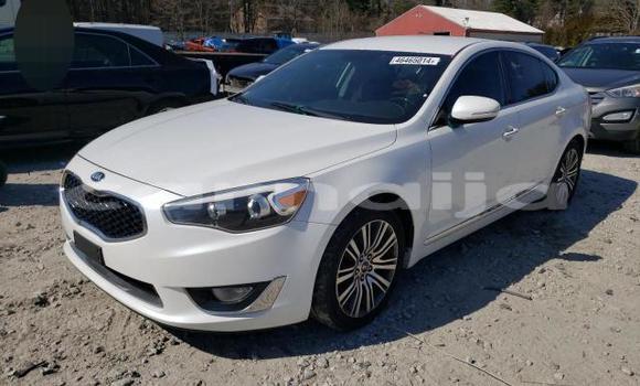 Buy New Kia Cadenza White Car in Lagos in Lagos State Buy New Kia Cadenza White Car in Lagos in Lagos State