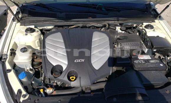 Acheter Neuf Voiture Kia Cadenza Blanc à Lagos, État de Lagos Acheter Neuf Voiture Kia Cadenza Blanc à Lagos, État de Lagos