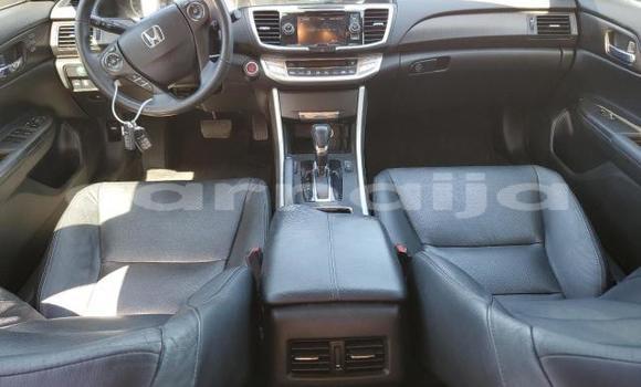 Acheter Neuf Voiture Honda Accord Noir à Lagos, État de Lagos Acheter Neuf Voiture Honda Accord Noir à Lagos, État de Lagos