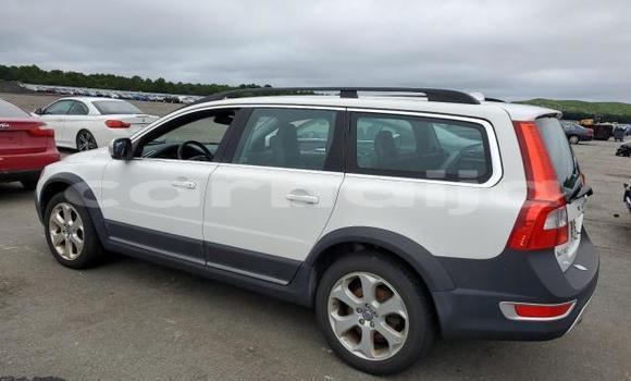 Acheter Neuf Voiture Volvo XC70 Blanc à Lagos, État de Lagos Acheter Neuf Voiture Volvo XC70 Blanc à Lagos, État de Lagos