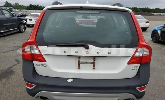 Acheter Neuf Voiture Volvo XC70 Blanc à Lagos, État de Lagos Acheter Neuf Voiture Volvo XC70 Blanc à Lagos, État de Lagos