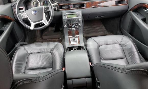 Acheter Neuf Voiture Volvo XC70 Blanc à Lagos, État de Lagos Acheter Neuf Voiture Volvo XC70 Blanc à Lagos, État de Lagos